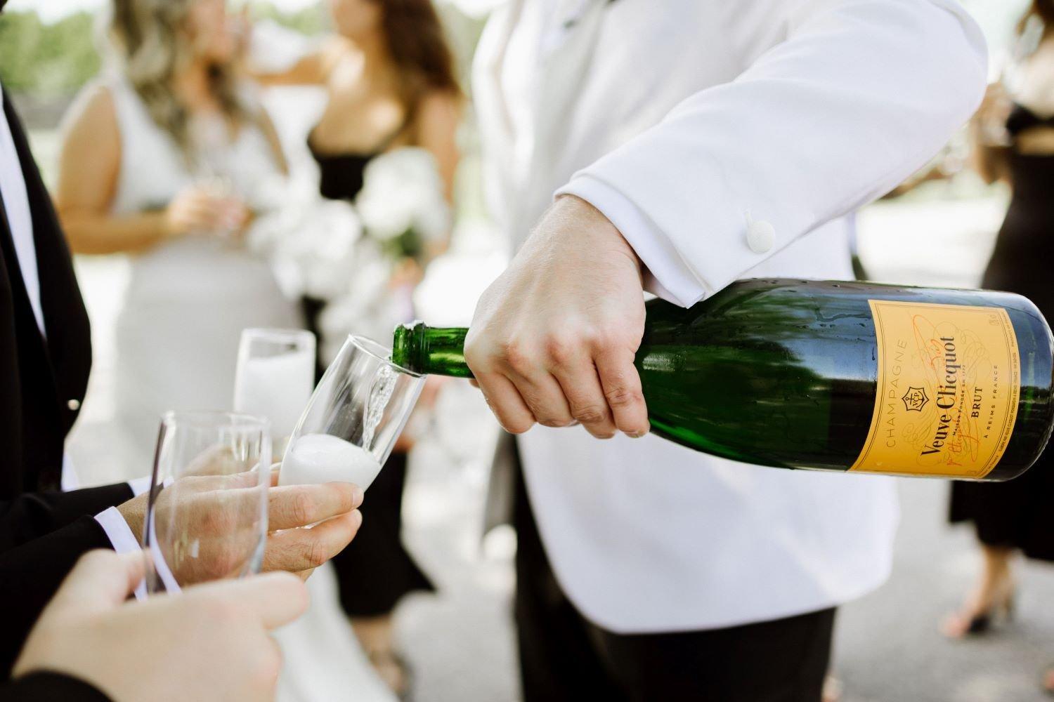 carousel-hero-element image-2